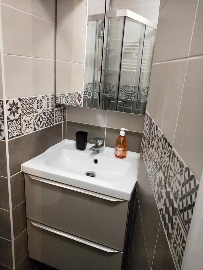 Le Nid Des Carmes Daire Nantes Dış mekan fotoğraf